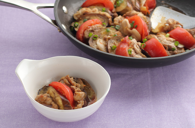 フライパン一つで!豚肉となすトマトのこくうま重ね蒸し