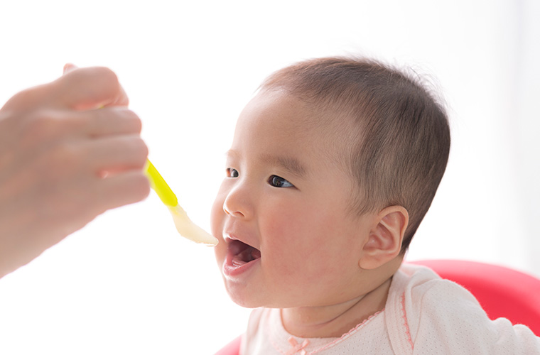 >離乳食作りに活躍！赤ちゃんの「食べる」がもっと楽しくなる！パン離乳食のすすめ【管理栄養士監修】