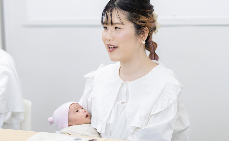 いつもの哺乳びんをそのまま使え、赤ちゃんが使い慣れた乳首でそのまま吸える