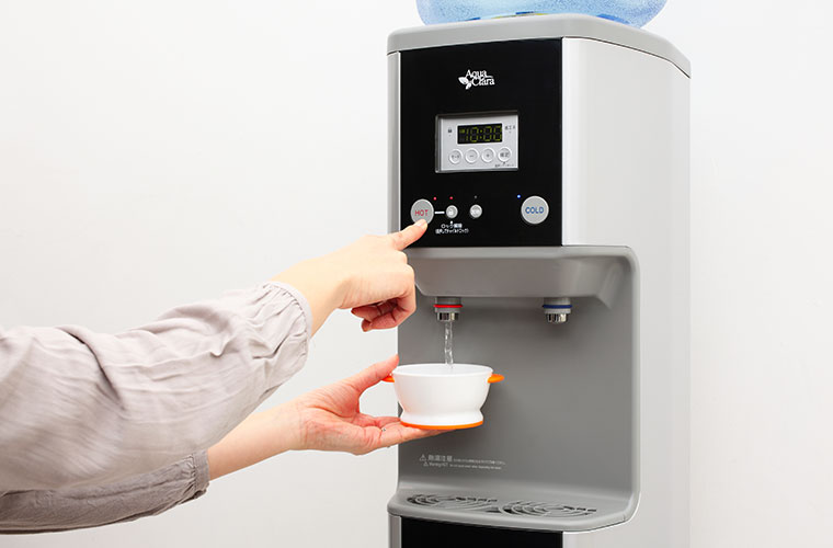 フリージングしておけば、調理もカンタン!すぐにお湯が出るウォーターサーバーを使えばラクラク”