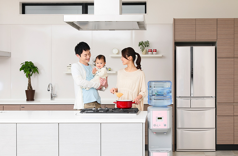 おいしいお水やお湯がさっと用意できるアクアクララで離乳食づくりがもっと簡単に楽しく!