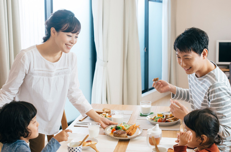 暑い夏に大活躍!火を使わずに作れる簡単離乳食おやつ(離乳食完了期)