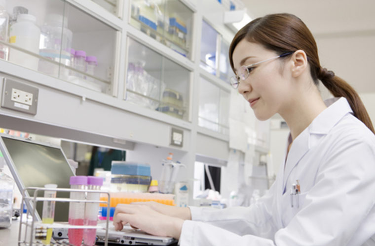 体験談から読み解く!ママ薬剤師の「理想の復職」とは?