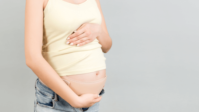 腹帯・妊婦帯は何のために巻く？